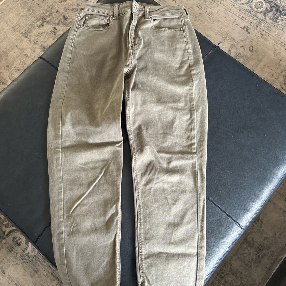 American Eagle Outfitters Olive Green Straight Jeans